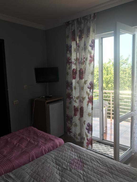 Kvariati - Guest House Ngoại thất bức ảnh